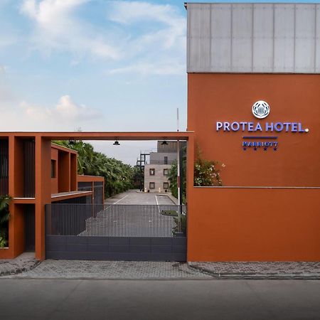 Protea Hotel By Marriott Luanda Exterior photo
