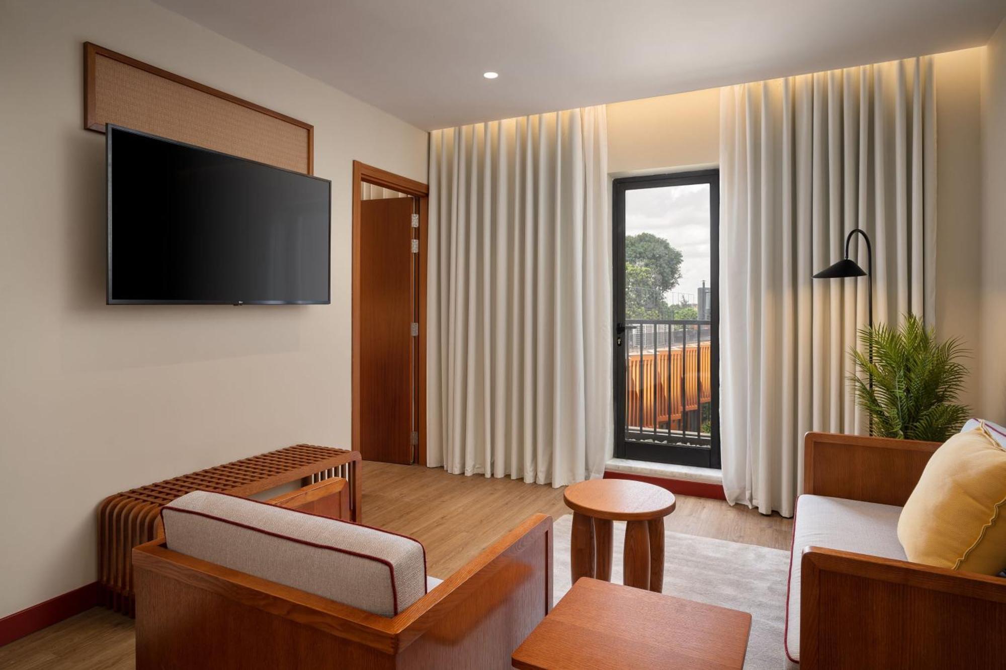 Protea Hotel By Marriott Luanda Exterior photo